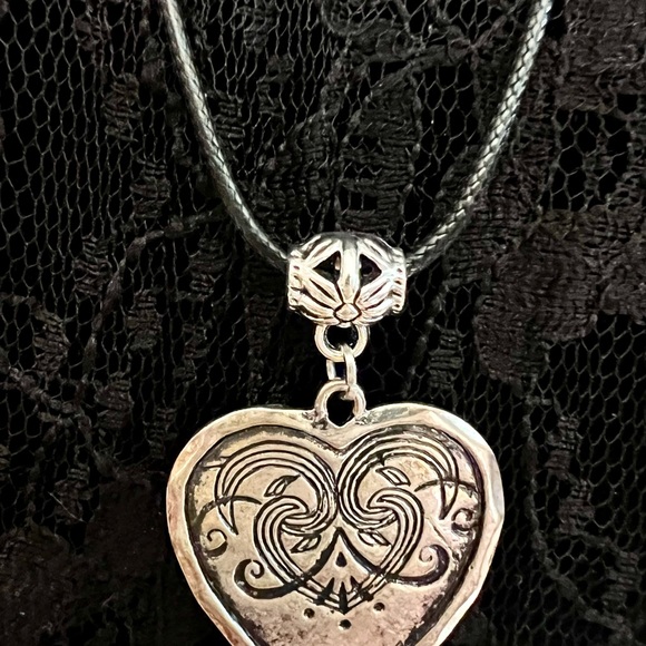 Melancholia Swirly & Silvery Large Heart Pendant on a Black Corded Necklace - Picture 6 of 11